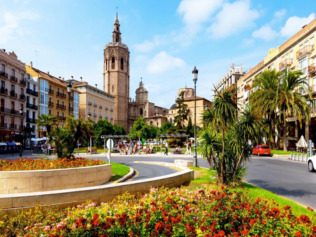Angel Guimera Rooms & Breakfast Valencia Bagian luar foto
