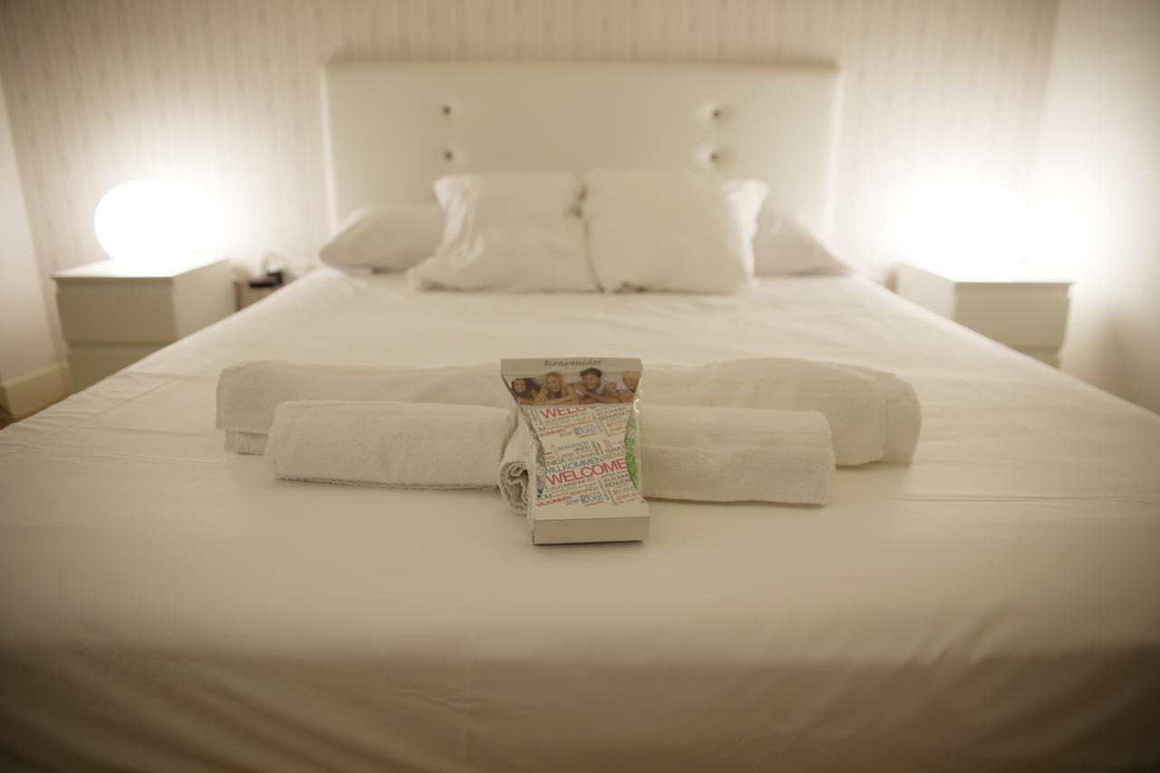 Angel Guimera Rooms & Breakfast Valencia Bagian luar foto