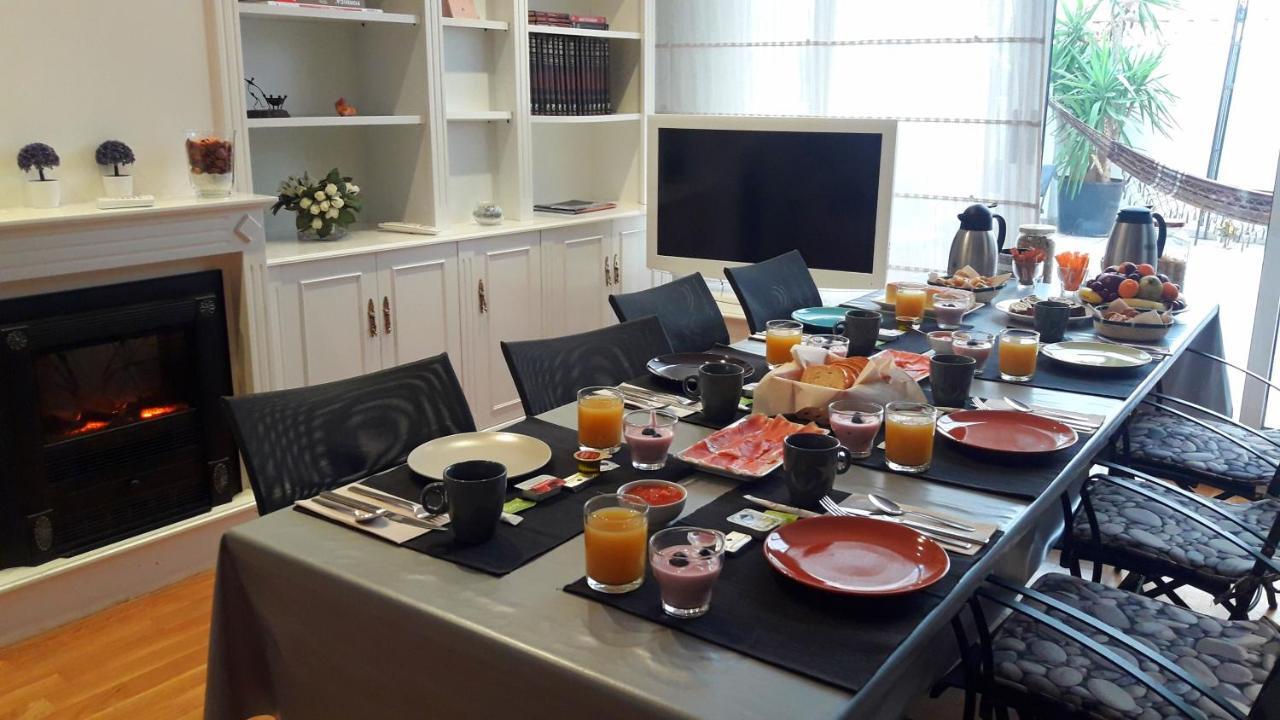 Angel Guimera Rooms & Breakfast Valencia Bagian luar foto