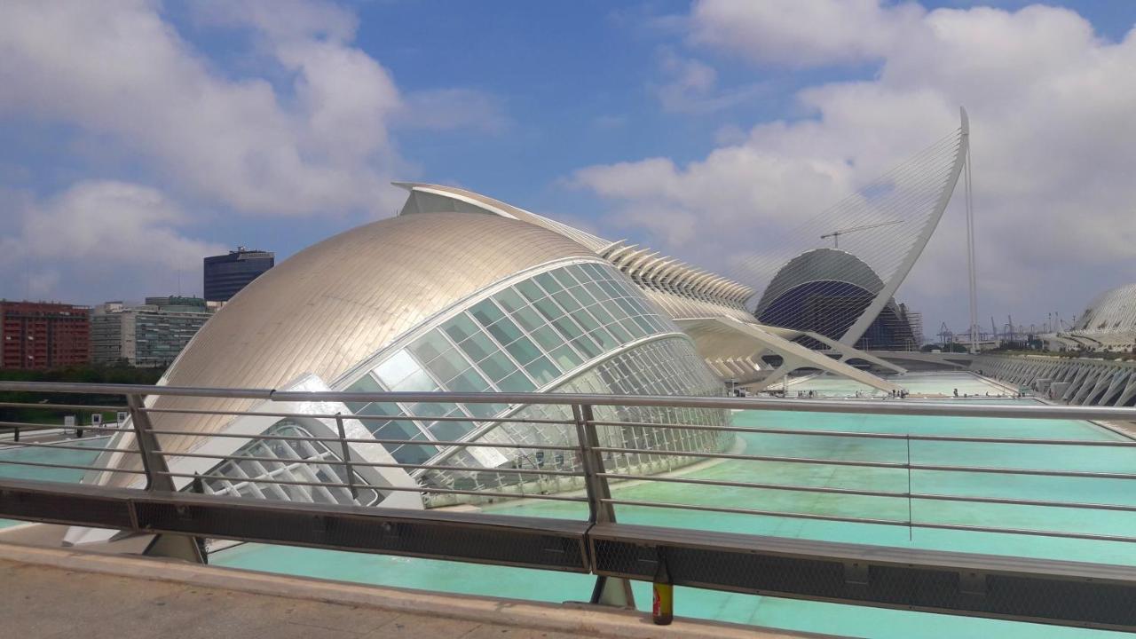 Angel Guimera Rooms & Breakfast Valencia Bagian luar foto